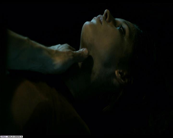 Ashley-Greene-dot-nl_SummersBlood-MovieCaptures000773.jpg