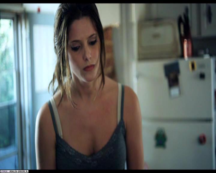 Ashley-Greene-dot-nl_SummersBlood-MovieCaptures000819.jpg