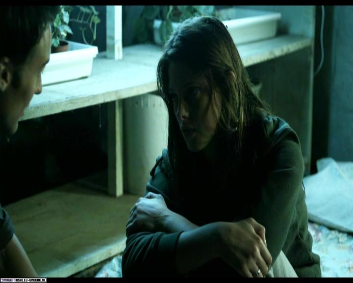 Ashley-Greene-dot-nl_SummersBlood-MovieCaptures001113.jpg