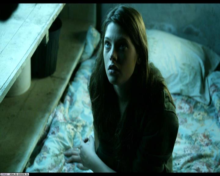 Ashley-Greene-dot-nl_SummersBlood-MovieCaptures001138.jpg