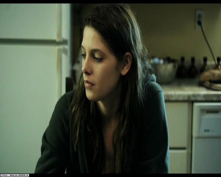 Ashley-Greene-dot-nl_SummersBlood-MovieCaptures001201.jpg