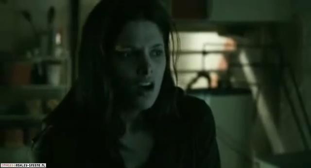 Ashley-Greene-dot-nl_SummersBlood-Trailer035.jpg
