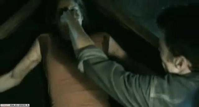 Ashley-Greene-dot-nl_SummersBlood-Trailer060.jpg