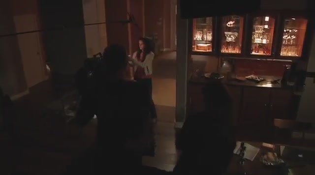 Ashley-Greene-dot-nl_TheApparition-Clip-BRoll0139.jpg
