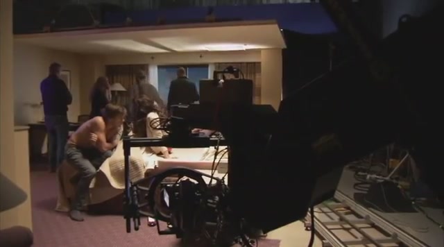 Ashley-Greene-dot-nl_TheApparition-Clip-BRoll0157.jpg