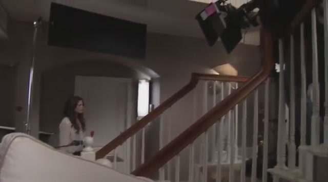 Ashley-Greene-dot-nl_TheApparition-Clip-BRoll0380.jpg
