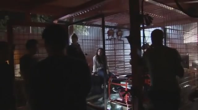 Ashley-Greene-dot-nl_TheApparition-Clip-BRoll0412.jpg