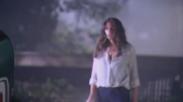 Ashley-Greene-dot-nl_TheApparition-Clip-BRoll0484.jpg