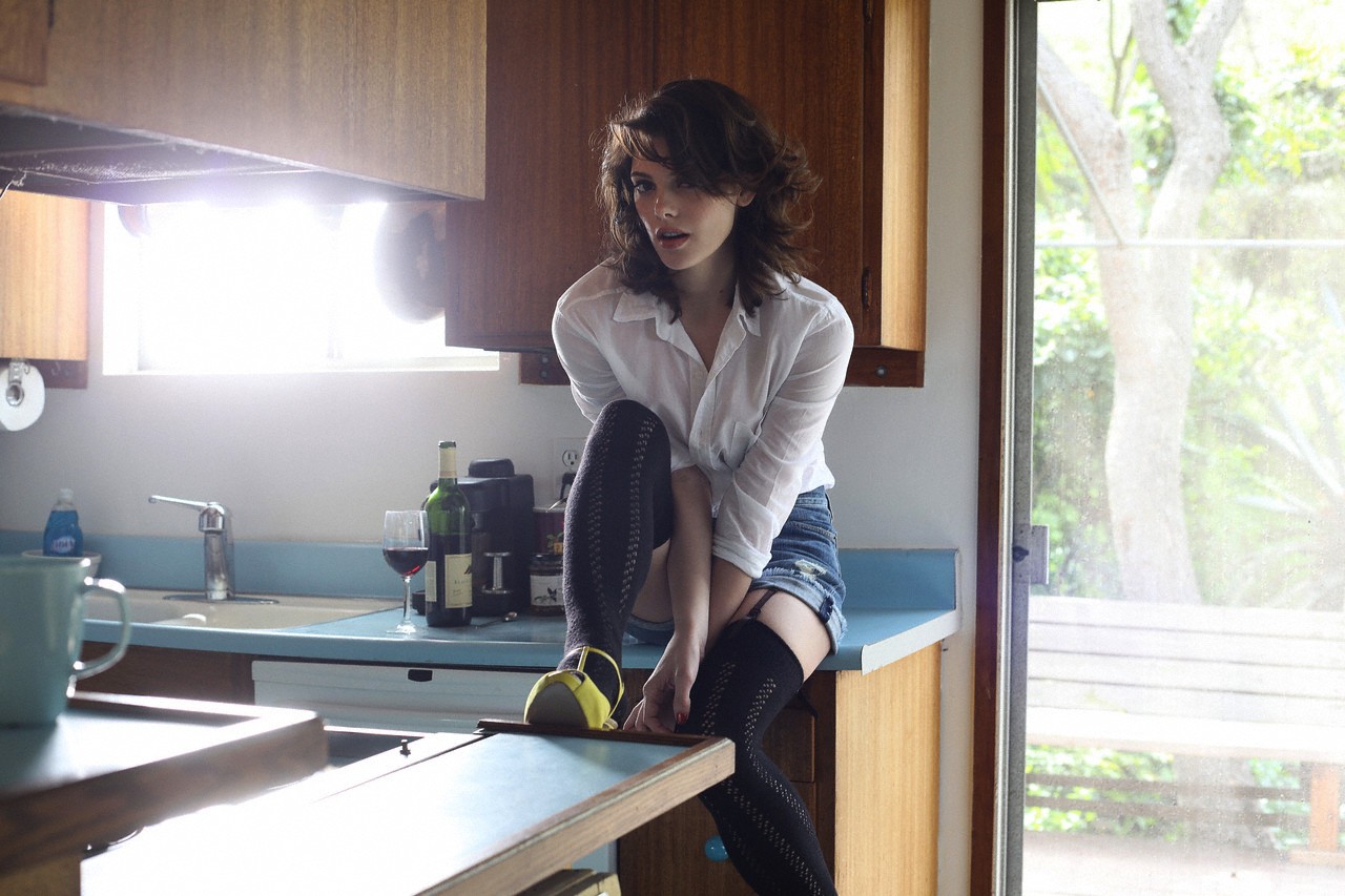 2009-Nylon017.jpg