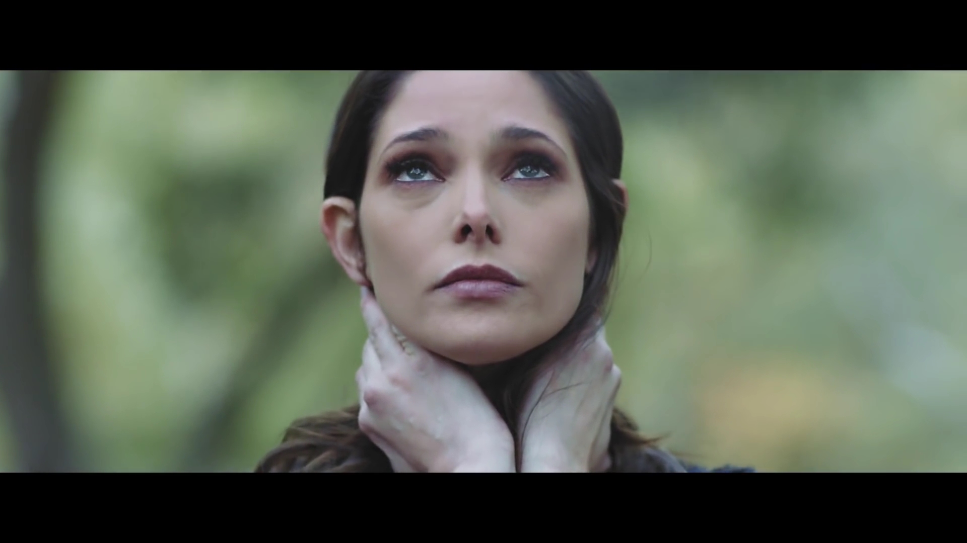 Ashley-Greene-nl_BANNERS-HolyGround0222.jpg Ashley-Greene-nl_BANNERS-HolyGround0222.jpg