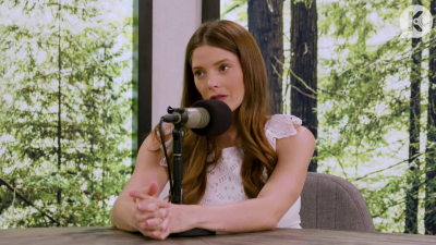 Ashley-Greene-dot-nl_TheTwilightEffect-Aflevering13EclipseRewatchPart1of3-0073.jpg