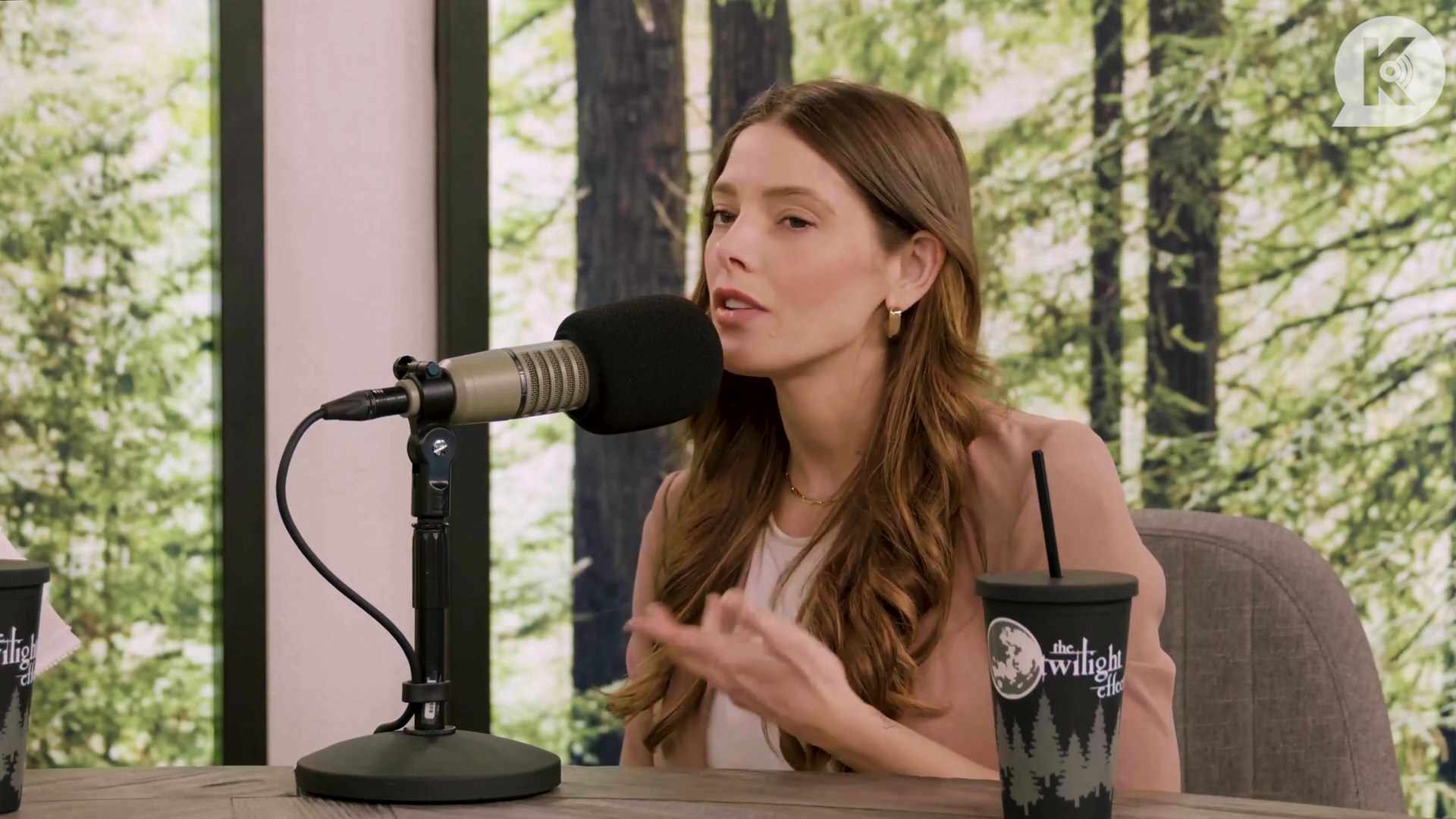 Ashley-Greene-dot-nl_TheTwilightEffect-Aflevering16NikkiReed1101.jpg Ashley-Greene-dot-nl_TheTwilightEffect-Aflevering16NikkiReed1101.jpg