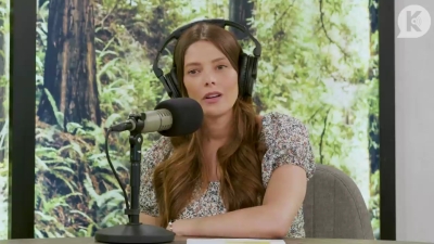 Ashley-Greene-dot-nl_TheTwilightEffect-BreakingDawnPart1RewatchPart3of3-0510.jpg