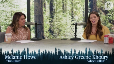 Ashley-Greene-dot-nl_TheTwilightEffect-BreakingDawnPart2-RewatchPart1of3-0027.jpg