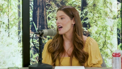 Ashley-Greene-dot-nl_TheTwilightEffect-BreakingDawnPart2-RewatchPart1of3-0092.jpg