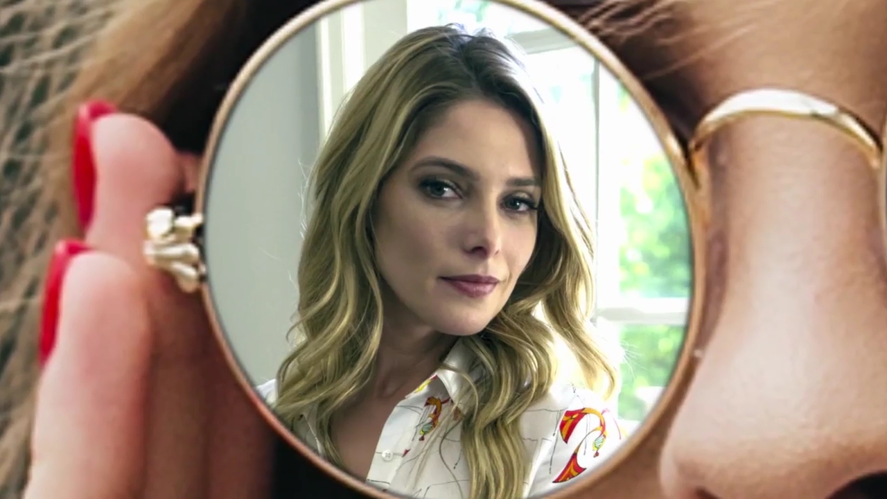 Ashley-Greene-dot-nl_ClickMyCloset0009.jpg