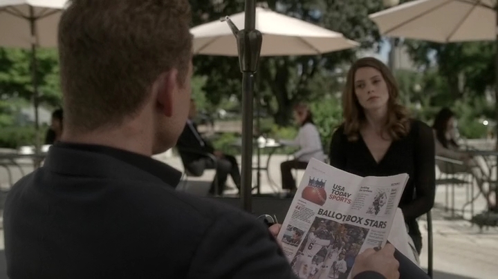 Ashley-Greene_dot_nl_Rogue-3x11NewShooter0164.jpg