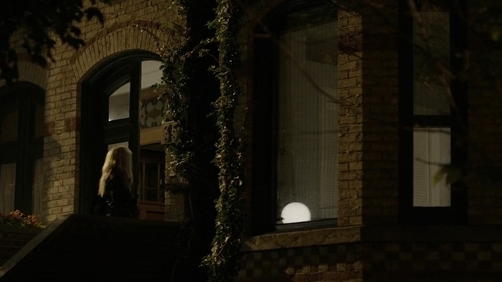 Ashley-Greene_dot_nl_Rogue-3x11NewShooter2761.jpg