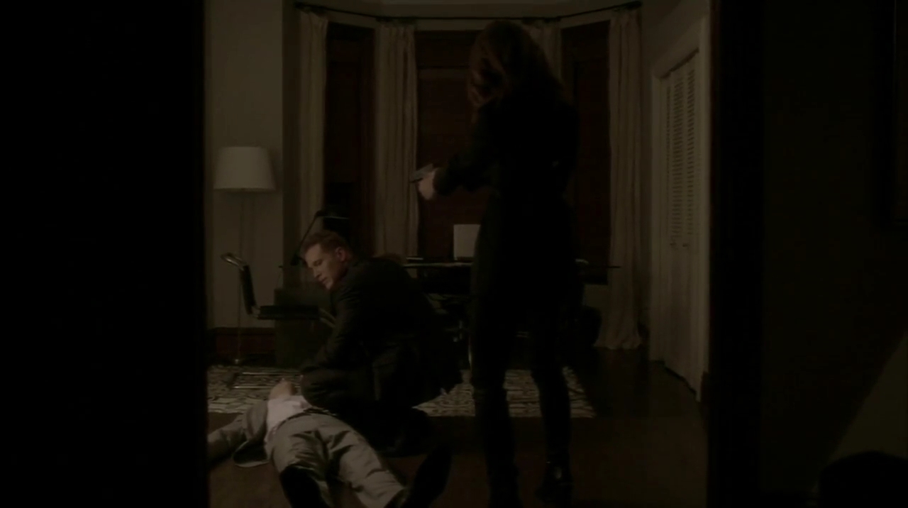 Ashley-Greene_dot_nl_Rogue-3x12Hardboiled0131.jpg