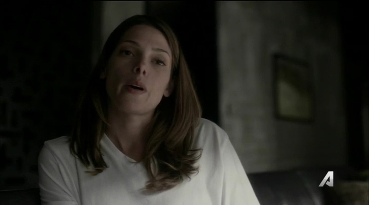 Ashley-Greene-dot_nl-Rogue3x14-0765.jpg