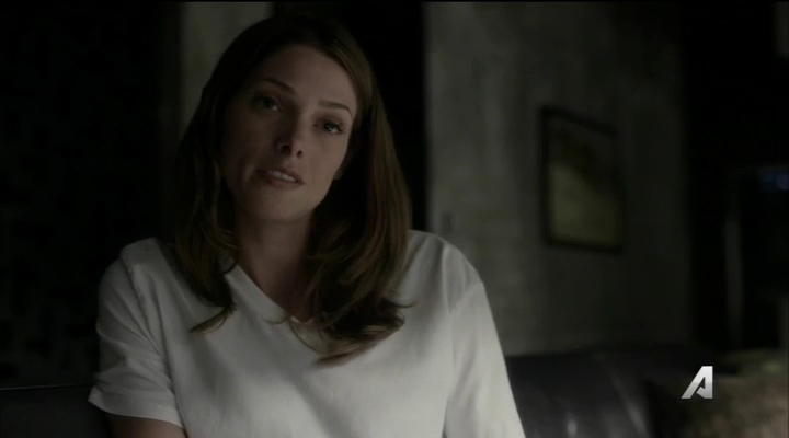 Ashley-Greene-dot_nl-Rogue3x14-0775.jpg