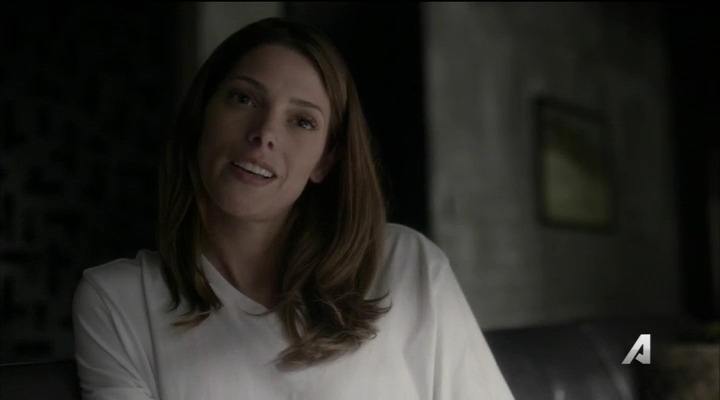 Ashley-Greene-dot_nl-Rogue3x14-0789.jpg