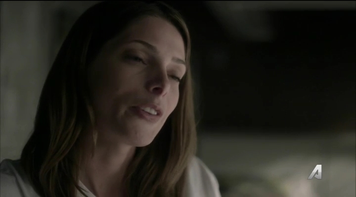 Ashley-Greene-dot_nl-Rogue3x14-0794.jpg