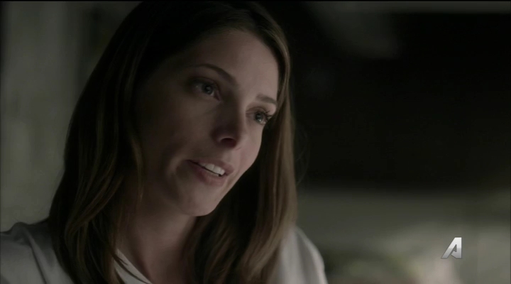 Ashley-Greene-dot_nl-Rogue3x14-0804.jpg