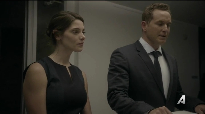 Ashley-Greene-dot_nl-Rogue3x14-1108.jpg