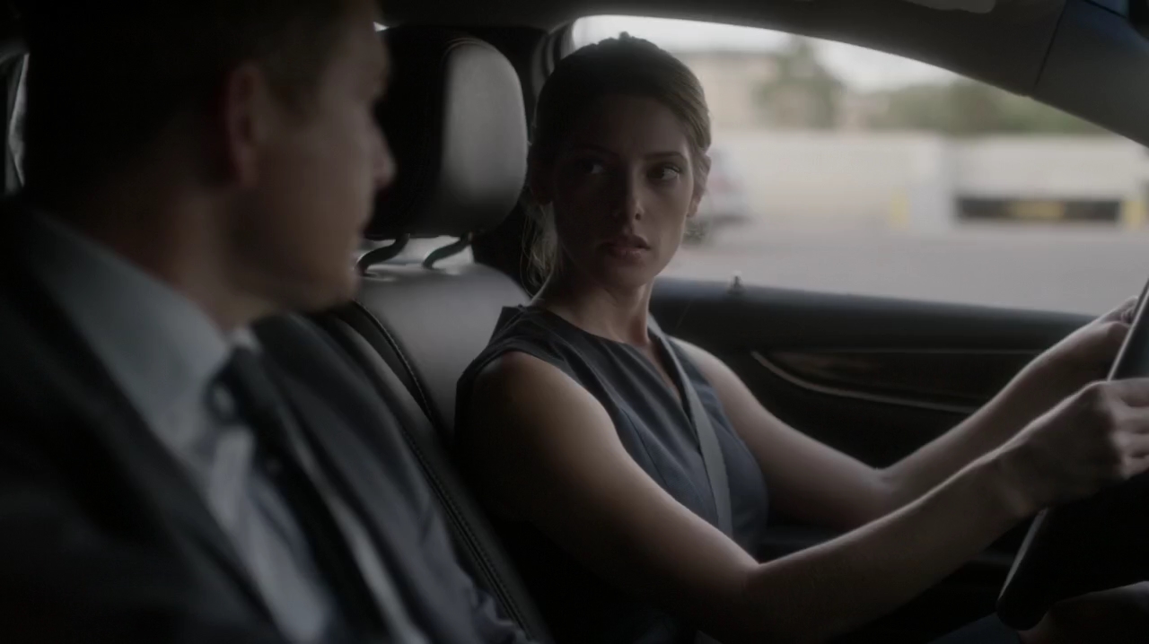 Ashley-Greene-dot-NL_Rogue3x15-0254.jpg