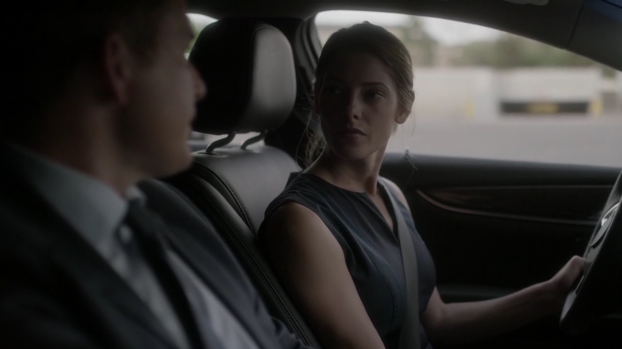 Ashley-Greene-dot-NL_Rogue3x15-0268.jpg