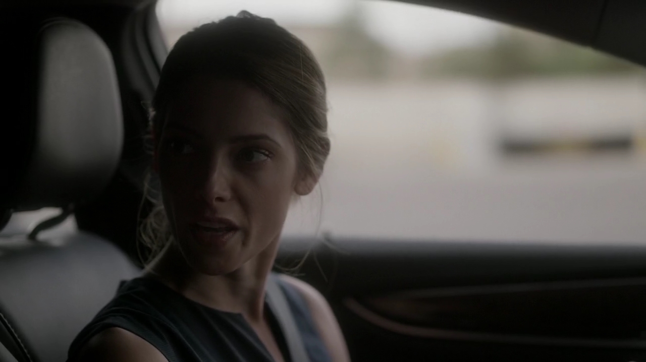 Ashley-Greene-dot-NL_Rogue3x15-0272.jpg