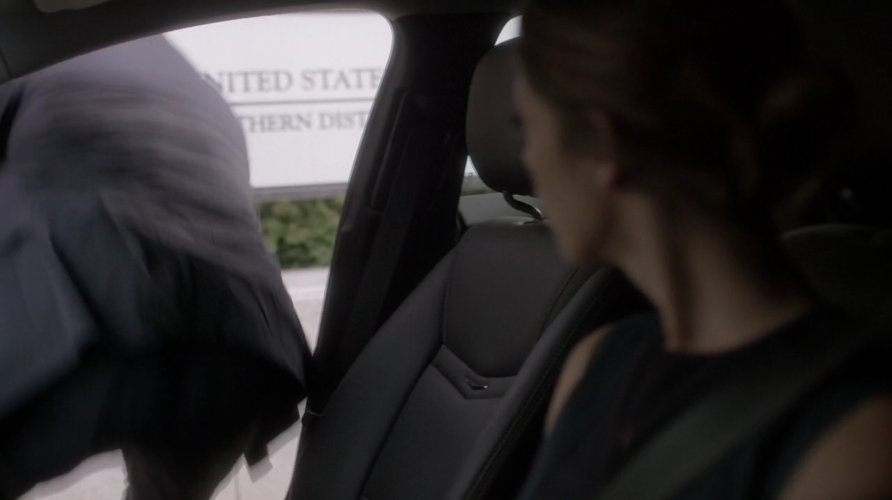 Ashley-Greene-dot-NL_Rogue3x15-0290.jpg