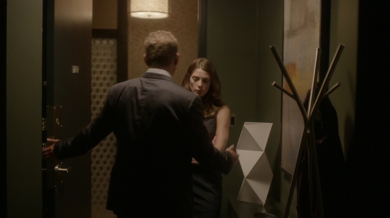 Ashley-Greene-dot-NL_Rogue3x15-0732.jpg