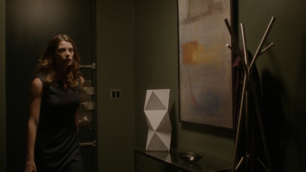 Ashley-Greene-dot-NL_Rogue3x15-0742.jpg