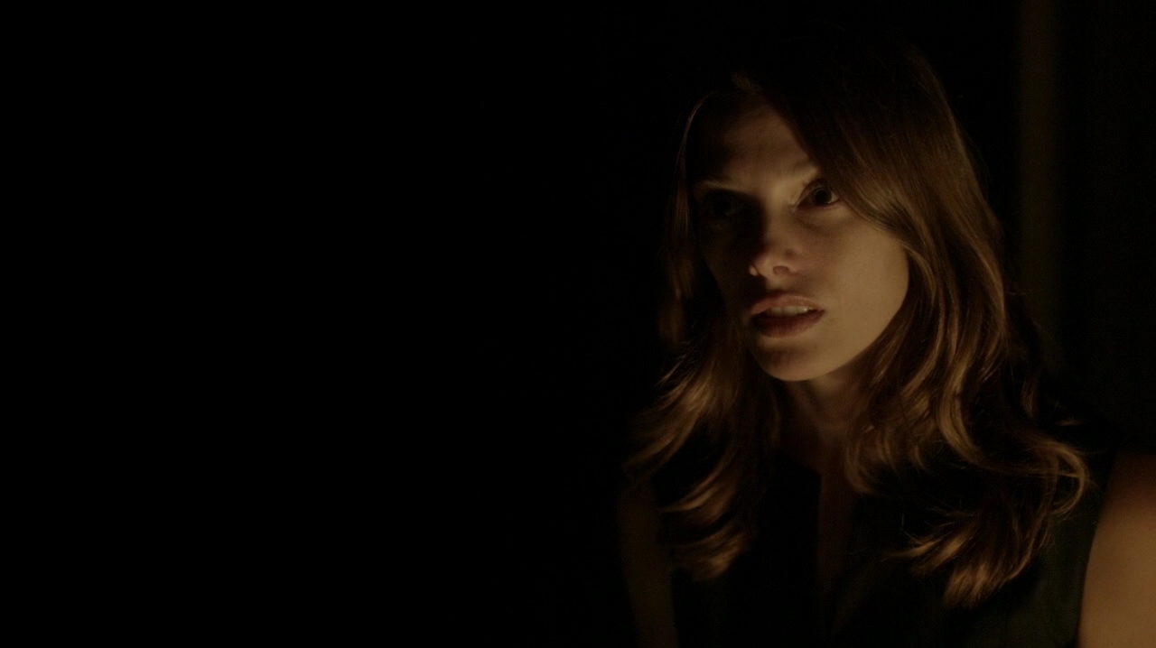 Ashley-Greene-dot-NL_Rogue3x15-0761.jpg