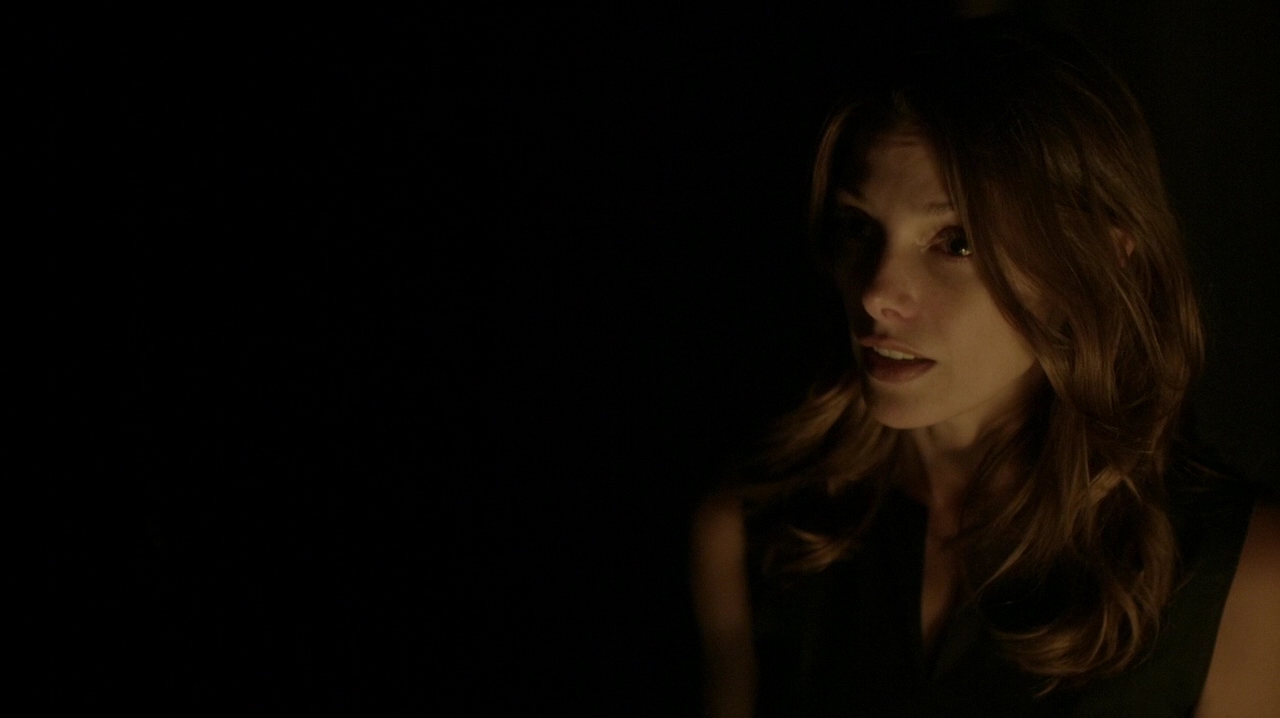 Ashley-Greene-dot-NL_Rogue3x15-0766.jpg