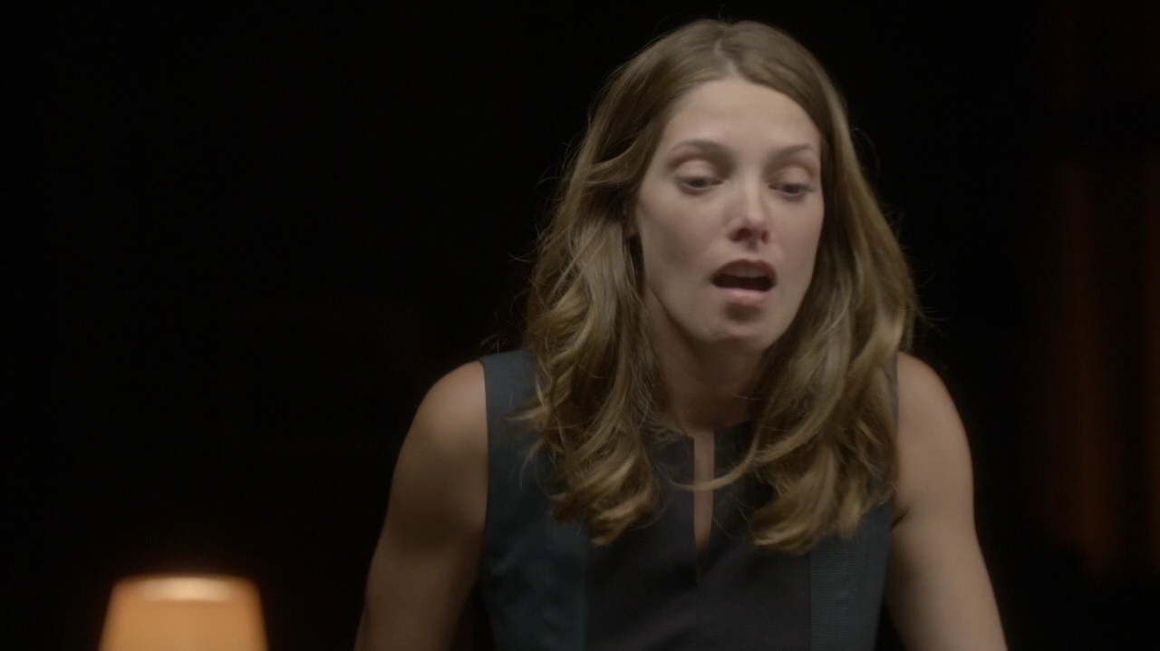 Ashley-Greene-dot-NL_Rogue3x15-0804.jpg