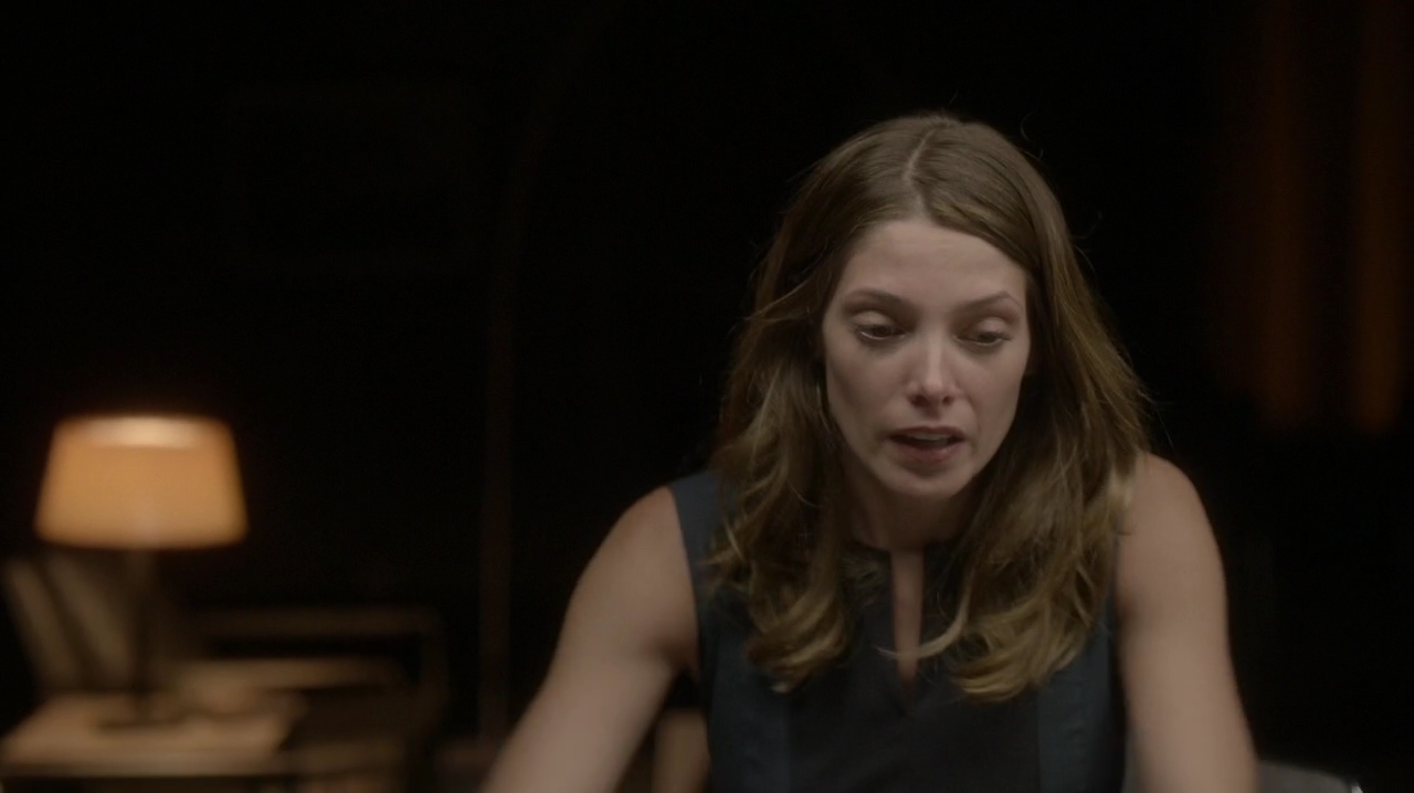 Ashley-Greene-dot-NL_Rogue3x15-0805.jpg