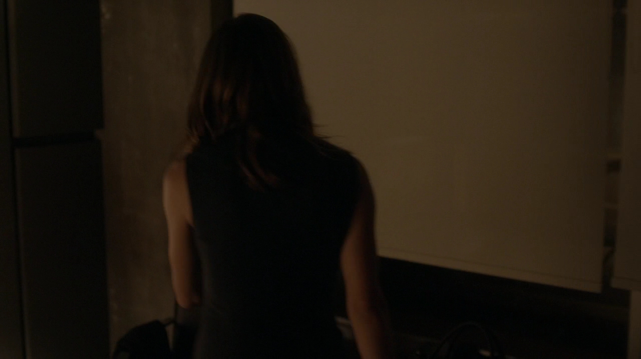 Ashley-Greene-dot-NL_Rogue3x15-0837.jpg