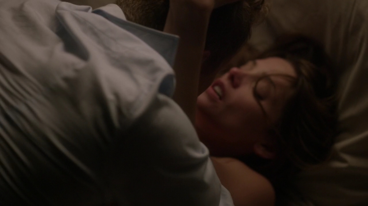 Ashley-Greene-dot-NL_Rogue3x15-0918.jpg