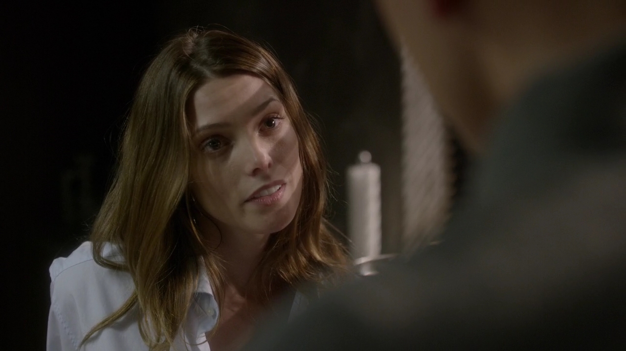 Ashley-Greene-dot-NL_Rogue3x15-1167.jpg