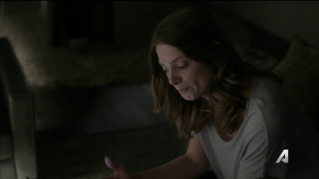Ashley-Greene-dot_nl-Rouge3x16-0421.jpg