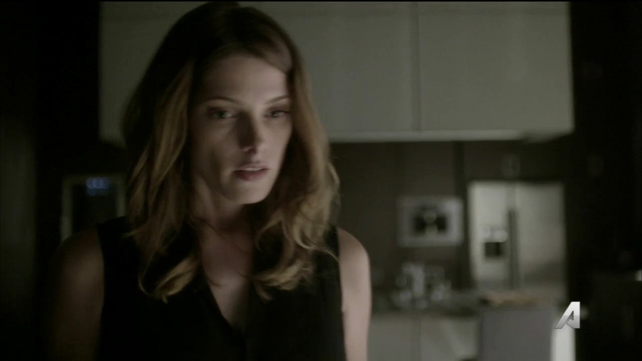 Ashley-Greene-dot_nl-Rouge3x16-1766.jpg