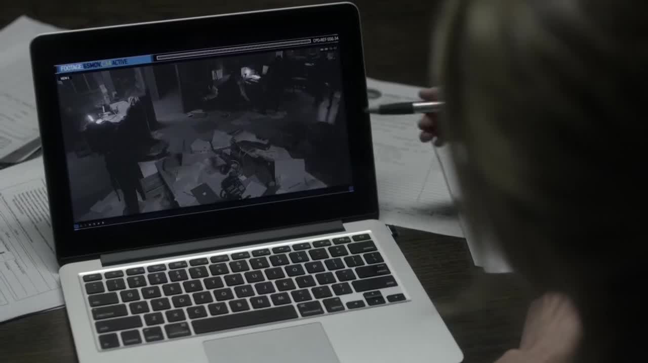 Ashley-Greene-dot-NL-Rouge3x18-00001.jpg Ashley-Greene-dot-NL-Rouge3x18-00001.jpg