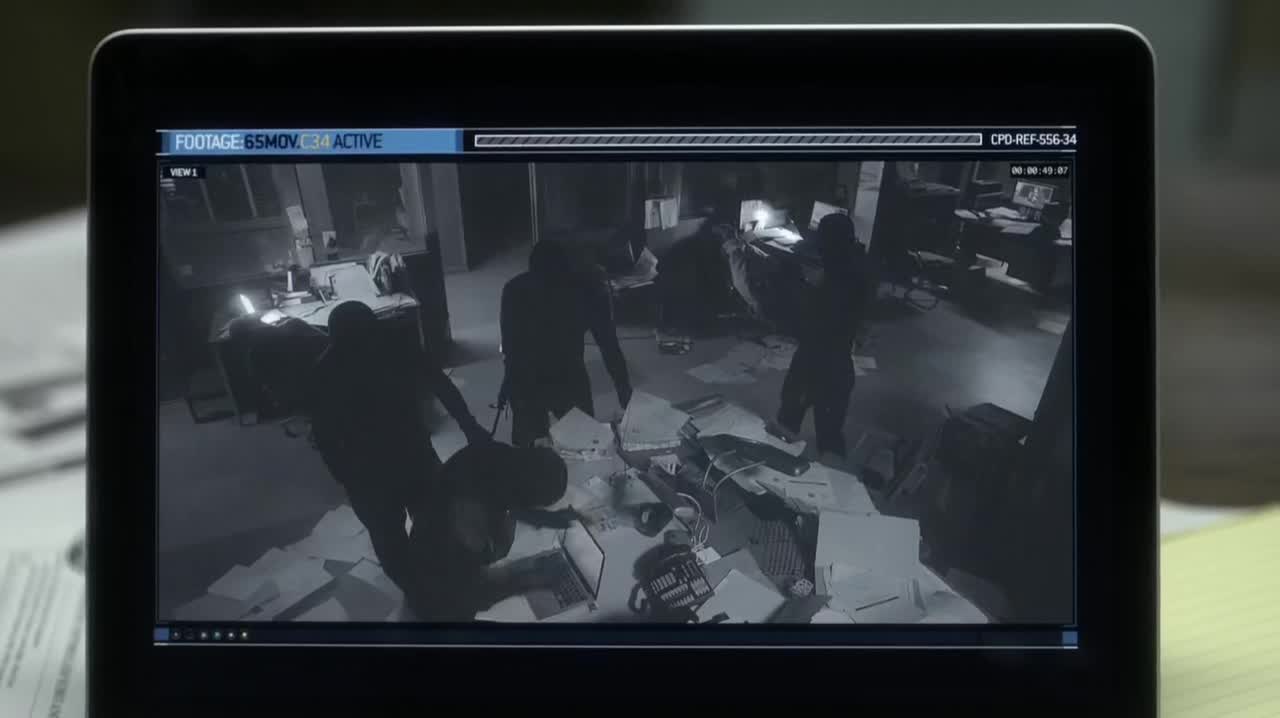 Ashley-Greene-dot-NL-Rouge3x18-00005.jpg Ashley-Greene-dot-NL-Rouge3x18-00005.jpg