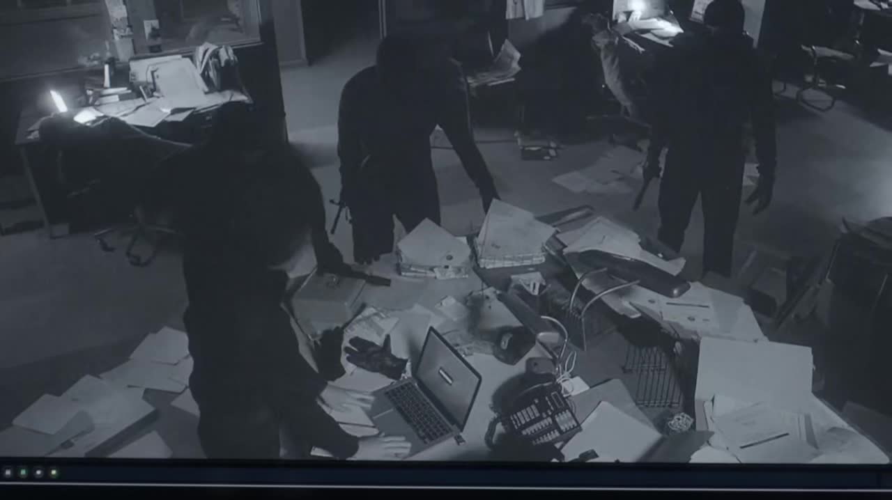 Ashley-Greene-dot-NL-Rouge3x18-00016.jpg Ashley-Greene-dot-NL-Rouge3x18-00016.jpg