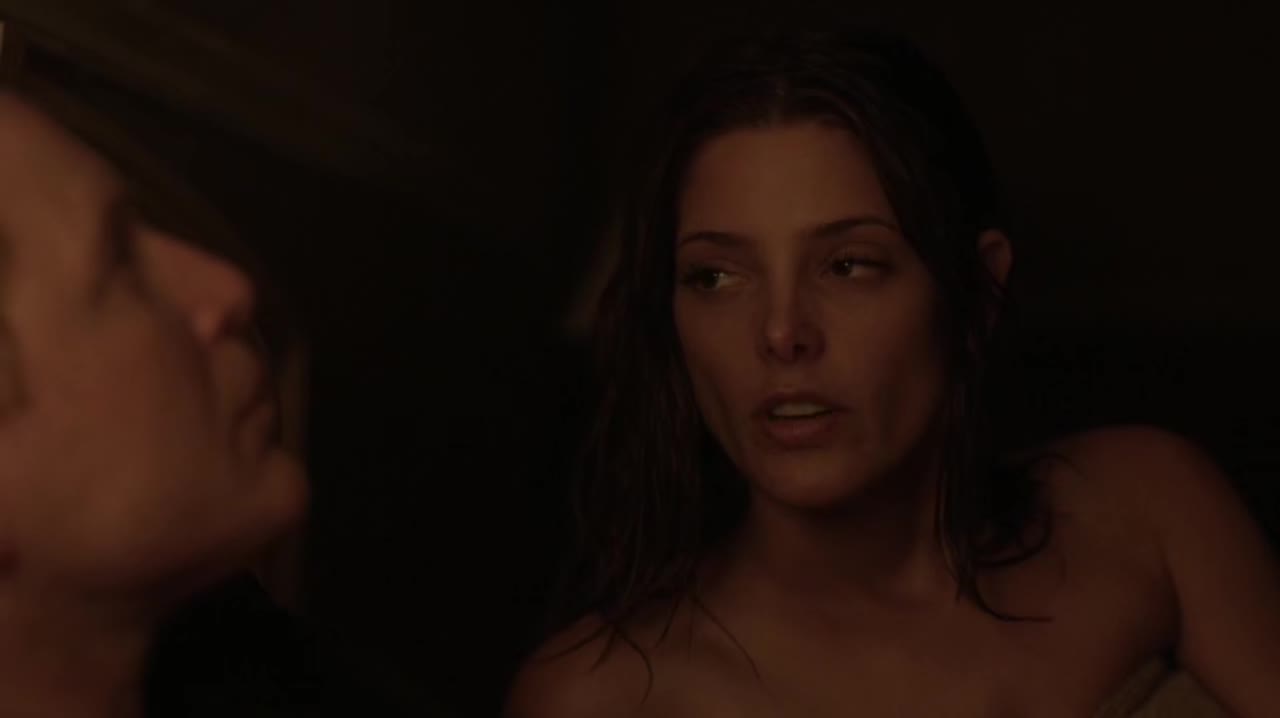 Ashley-Greene-dot-NL-Rouge3x18-00219.jpg