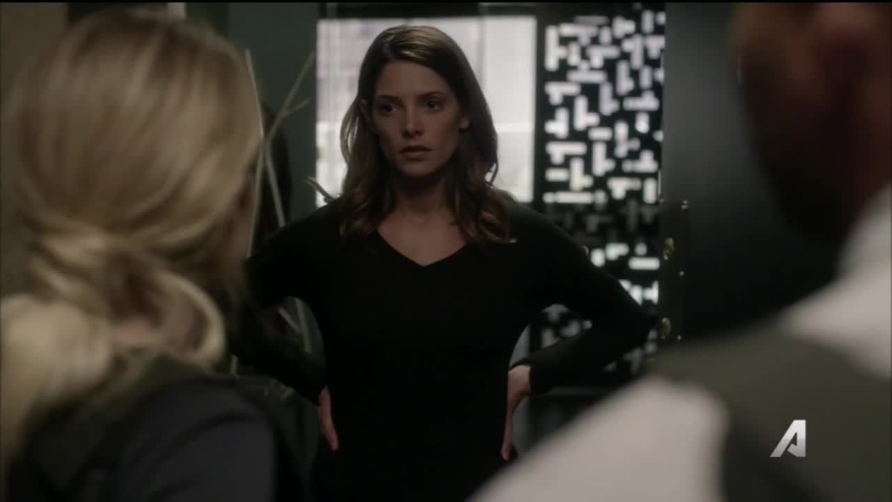 Ashley-Greene-dot-NL-Rouge3x20-00112.jpg