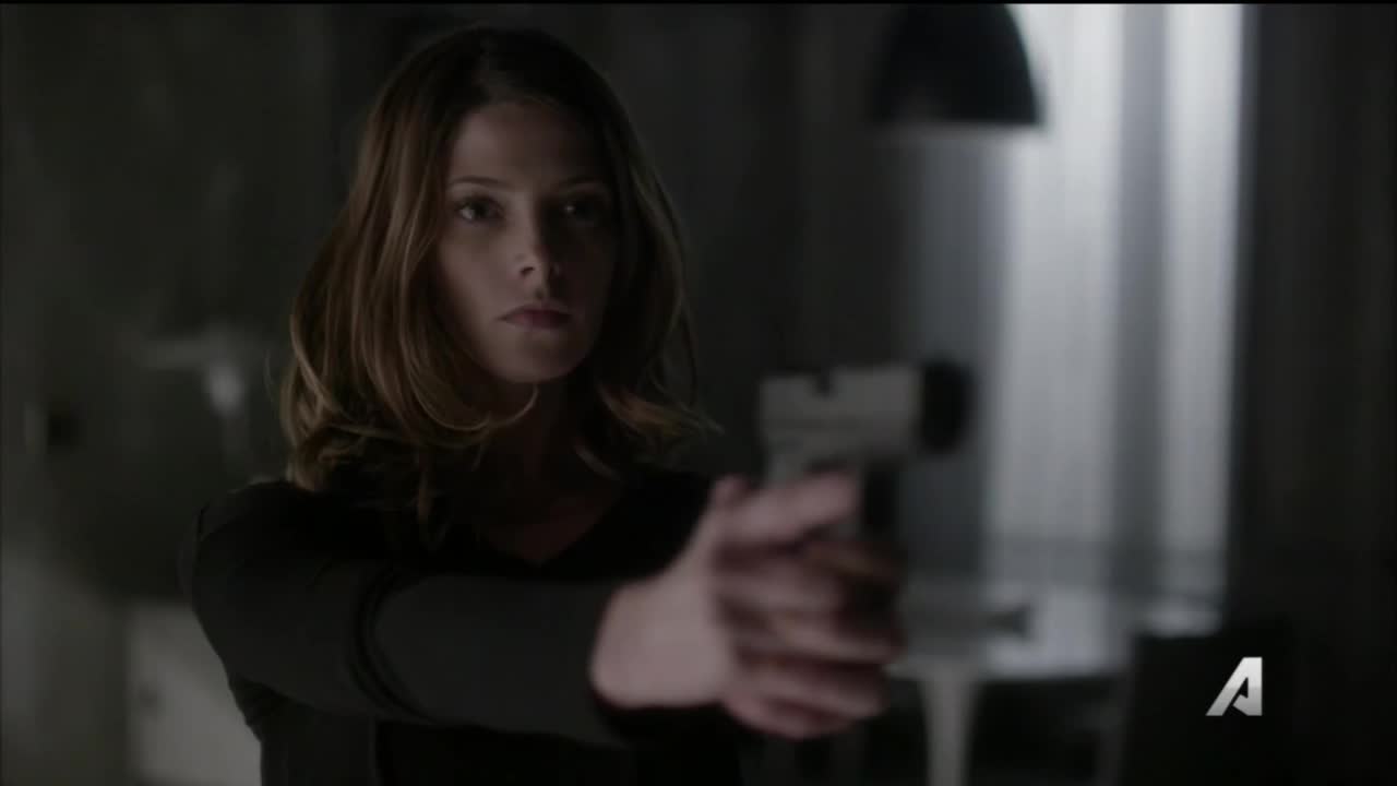 Ashley-Greene-dot-NL-Rouge3x20-00189.jpg